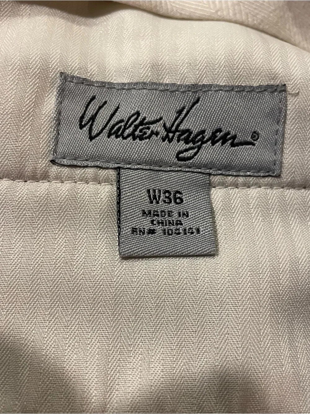 Walter Hagen beige tan lightweight golf casual shorts Men 36 EUC